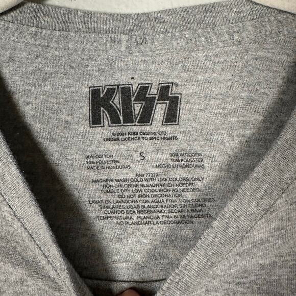 Kiss Gray Cotton Blend "Kiss Me I'm Irish" Graphic T-Shirt Women's Small - Picture 3 of 4